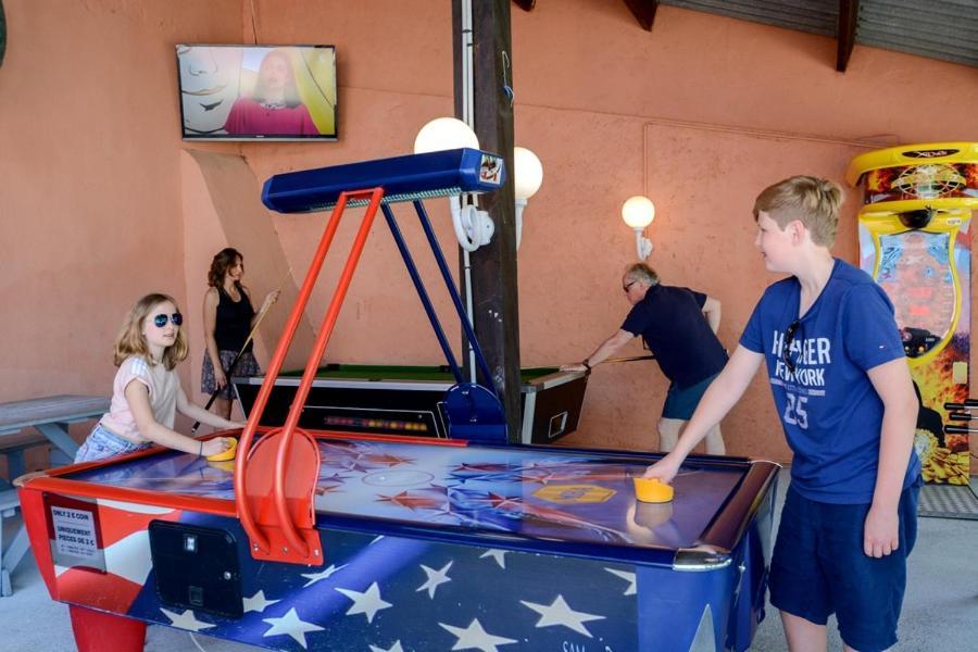 Camping Montana Parc - Gassin Golfe De St Tropez - Maeva Dış mekan fotoğraf