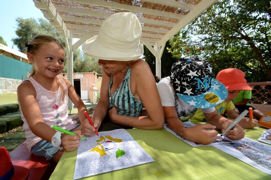 Camping Montana Parc - Gassin Golfe De St Tropez - Maeva Dış mekan fotoğraf